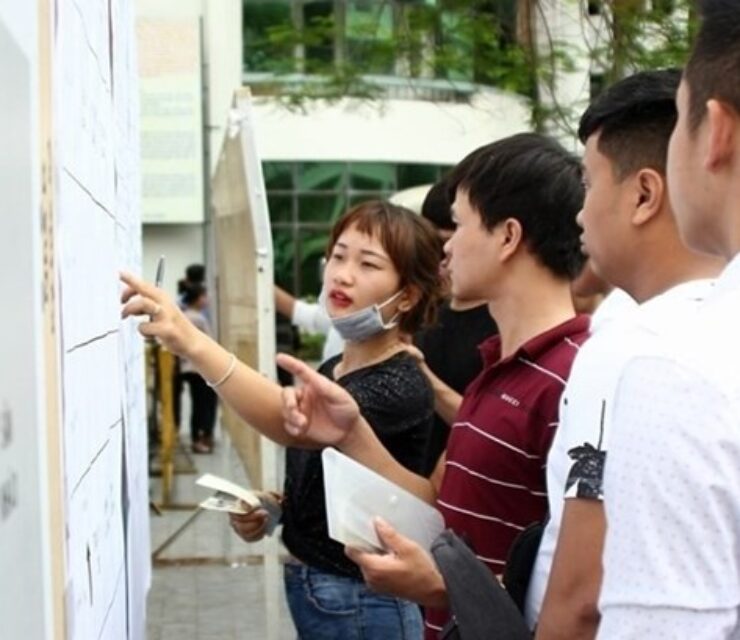 Thi tiếng Hàn: Ngành sản xuất chế tạo được đăng ký nhiều nhất