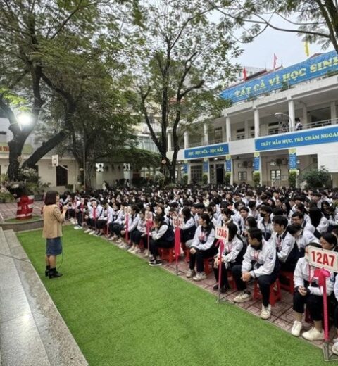 Hơn 1.200 người tham gia ngày hội việc làm ở tỉnh Vĩnh Long
